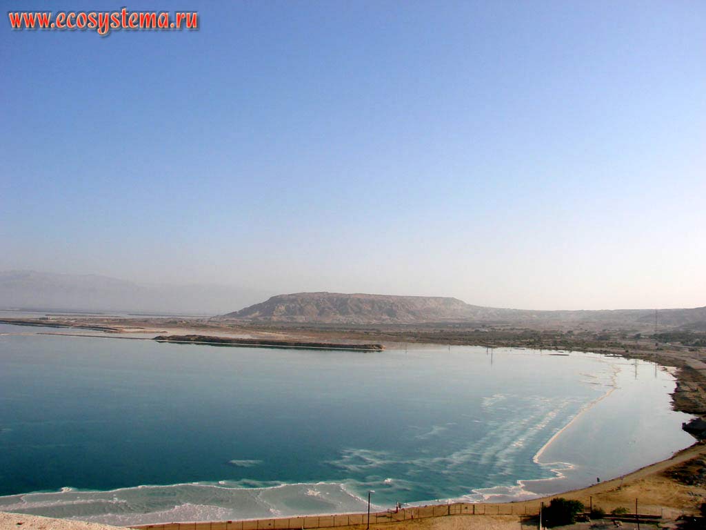 The gulf in the Dead Sea, that is lying in the blind (inland) depression (graben) 400 below sea level. Asian Mediterranean (Levant), Dead Sea area, Israel