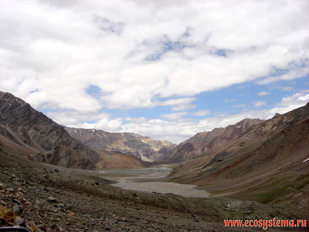 Nival altitudinal zone of the high (alpine) desert in the mountain hollow with signs of active denudation of rocks. Great Himalayas Range Zaskar (Zanskar), height is about 5,000 m above sea level. Jammu and Kashmir, Northern India