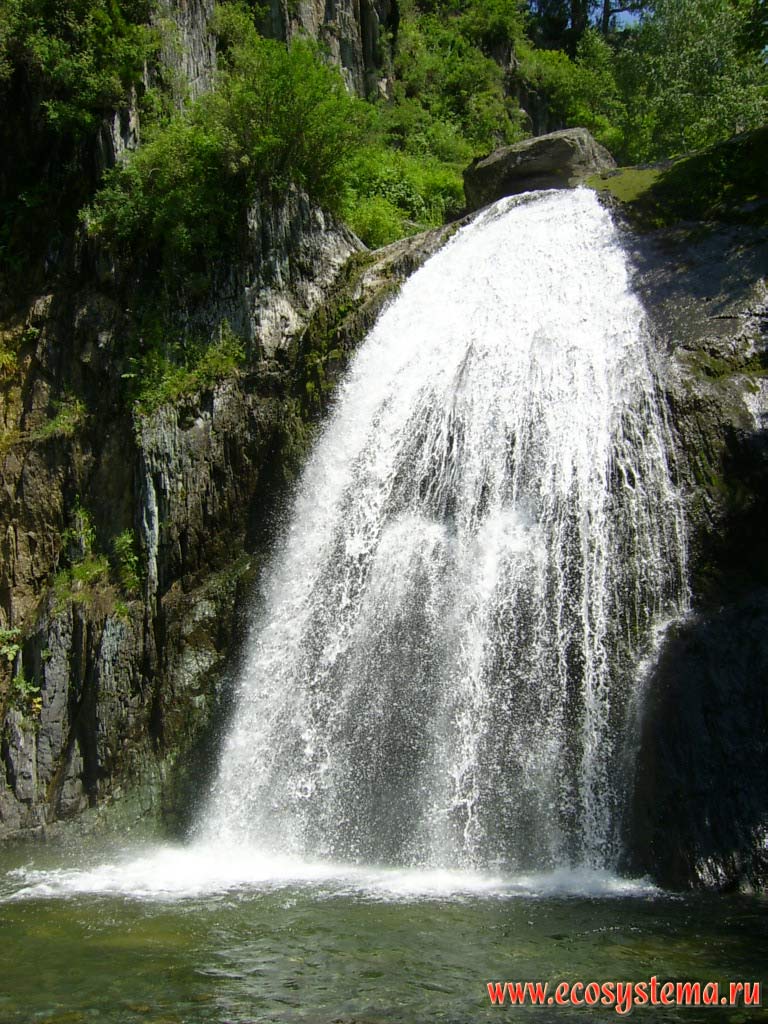 Korbu Falls (80 m) on the territory the Altai State Reserve. The middle part of the Teletskoye lake, Turochaksky District, Altai Republic