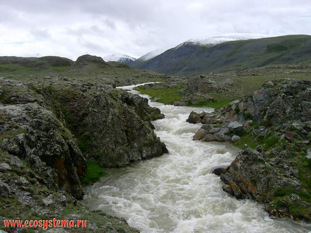 Elangash River in the foothills of South Chu Range. The tract and the river valley Elangash, near the village of Beltir destroyed by the earthquake of 2003. Kosh-Agach District, Altai Republic