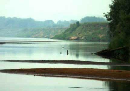 Река Унжа в межень
