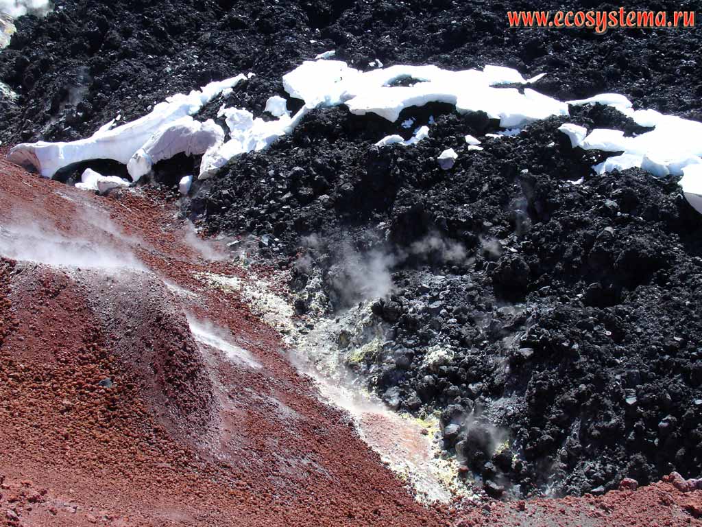 Internal, most deep part of the Avachinsky volcano crater.
Fumarole chink with volcano sulfur sediments (yellow) and lava stopper (black, on the right)