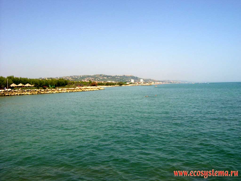 Adriatic Sea in the resort area of Pescara, Abruzzo Region, Central Italy