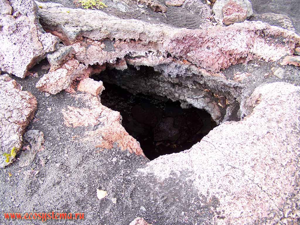 Volcano lava cave (cavern). Plosky (Flat) Tolbachik volcano outskirts